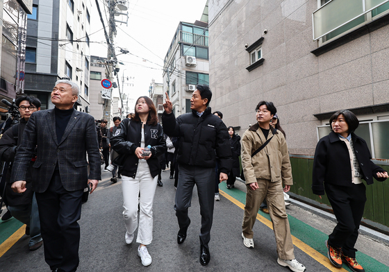 1인가구 밀집지역 둘러보는 오세훈 시장