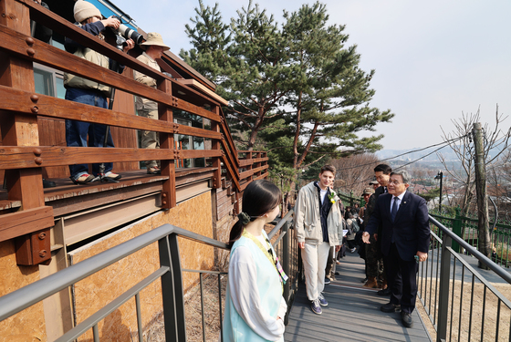 폐쇄됐던 한양도성 안내소, 2년 만에 다시 문 연다