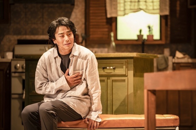 '성추행 의혹 부인' 한지상, 모교 성균관대 강단 못 선다…"학생들 반발"