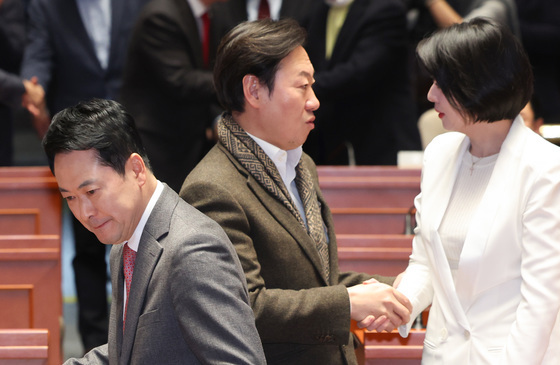 배현진 지나가는 장동혁