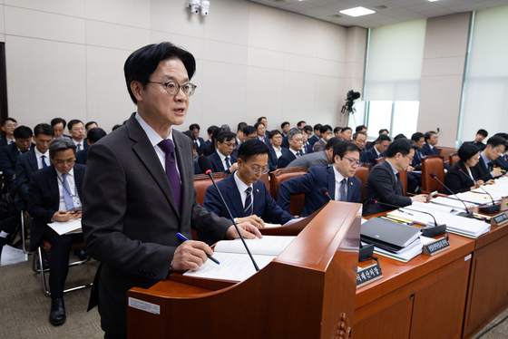 김정관 "AI 혁명·경쟁국 추격, 韓 미래 위협…기업 투자 밀착 지원 할 것"