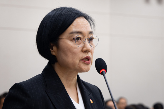 한성숙 중소벤처기업부 장관, 국회 산자위 업무보고