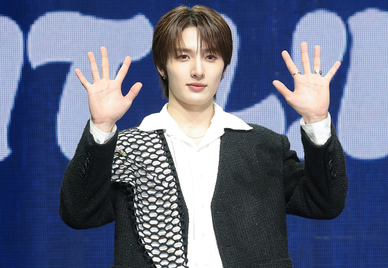 준표, 샤이닝 가이