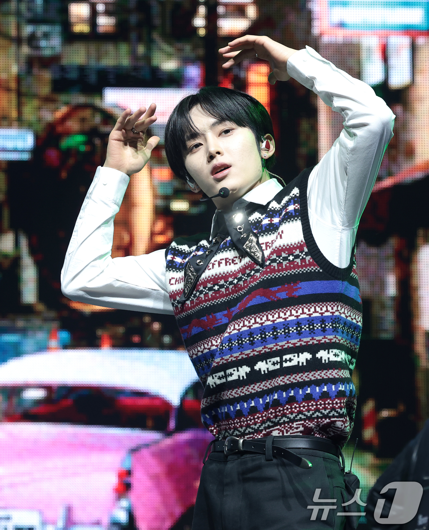 (서울=뉴스1) 권현진 기자 = 그룹 누에라(NouerA) 린이 9일 서울 광진구 예스24라이브홀에서 가진 세 번째 미니 앨범  'POP IT LIKE(팝 잇 라이크)‘ 발매 쇼케 …