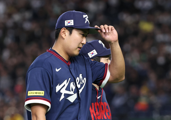 "투수들 전부 울어"…기적의 8강에 손주영 “눈물 세 번 났다”[WBC]