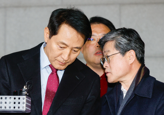 김길성 중구청장과 대화하는 오세훈 시장