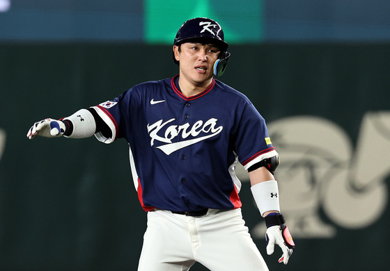 2루타 친 박동원