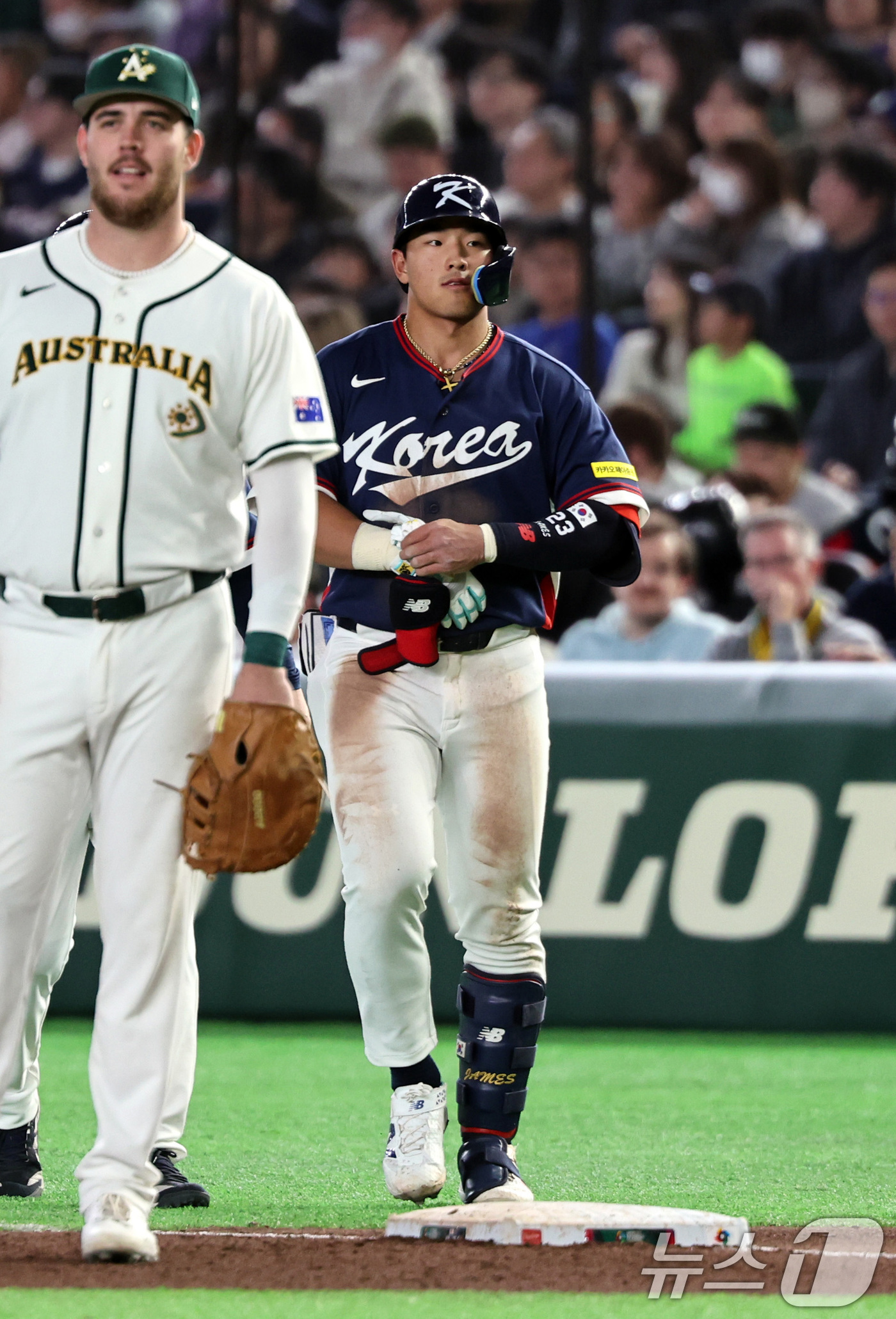 (도쿄=뉴스1) 구윤성 기자 = 9일 일본 도쿄돔에서 열린 2026 월드베이스볼클래식 조별리그 C조 대한민국과 호주의 경기. 7회초 대한민국 공격 1사 주자없는 상황 안현민이 안타 …