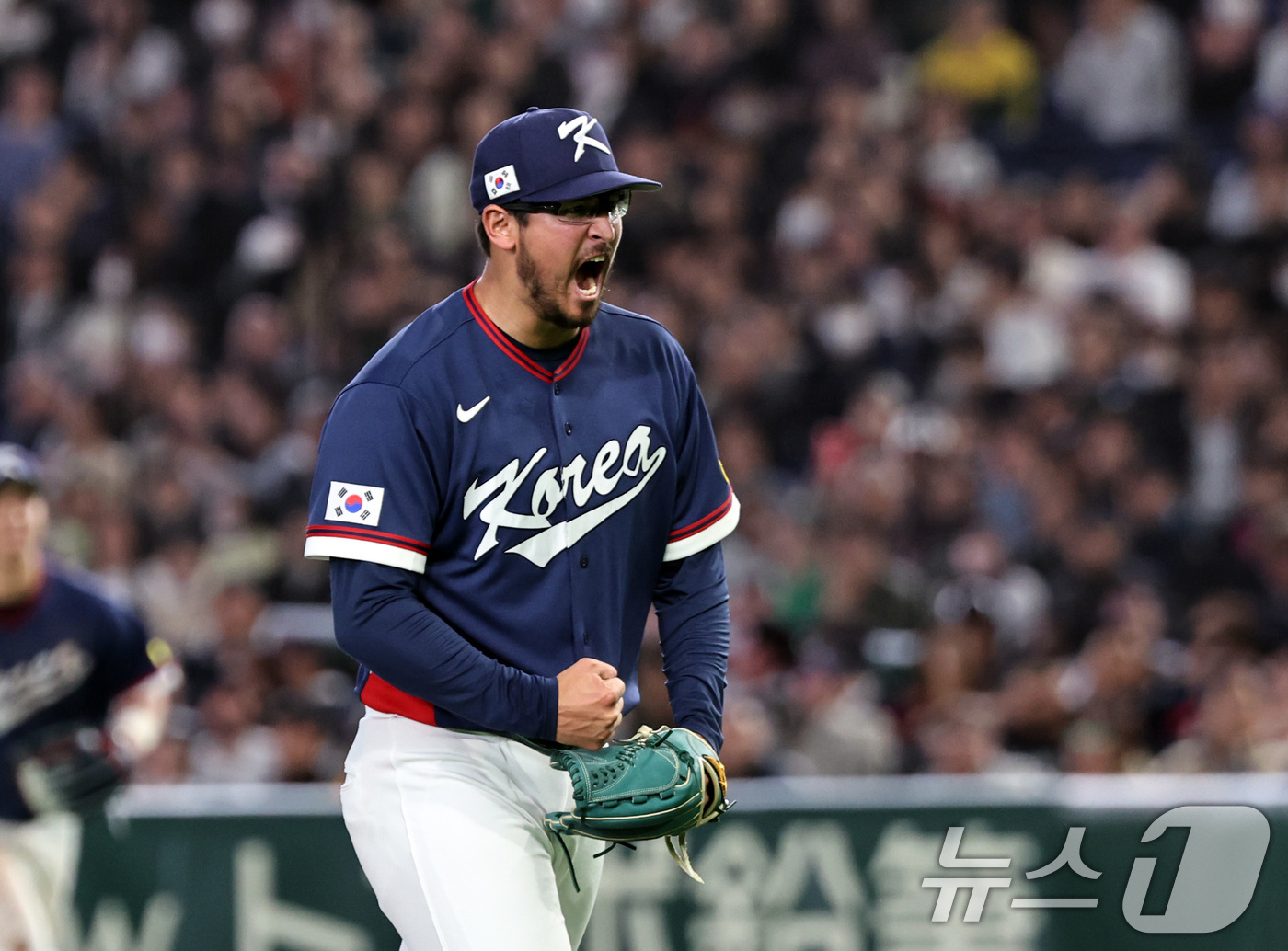 2026 WBC 경기에서 포효하는 데인 더닝