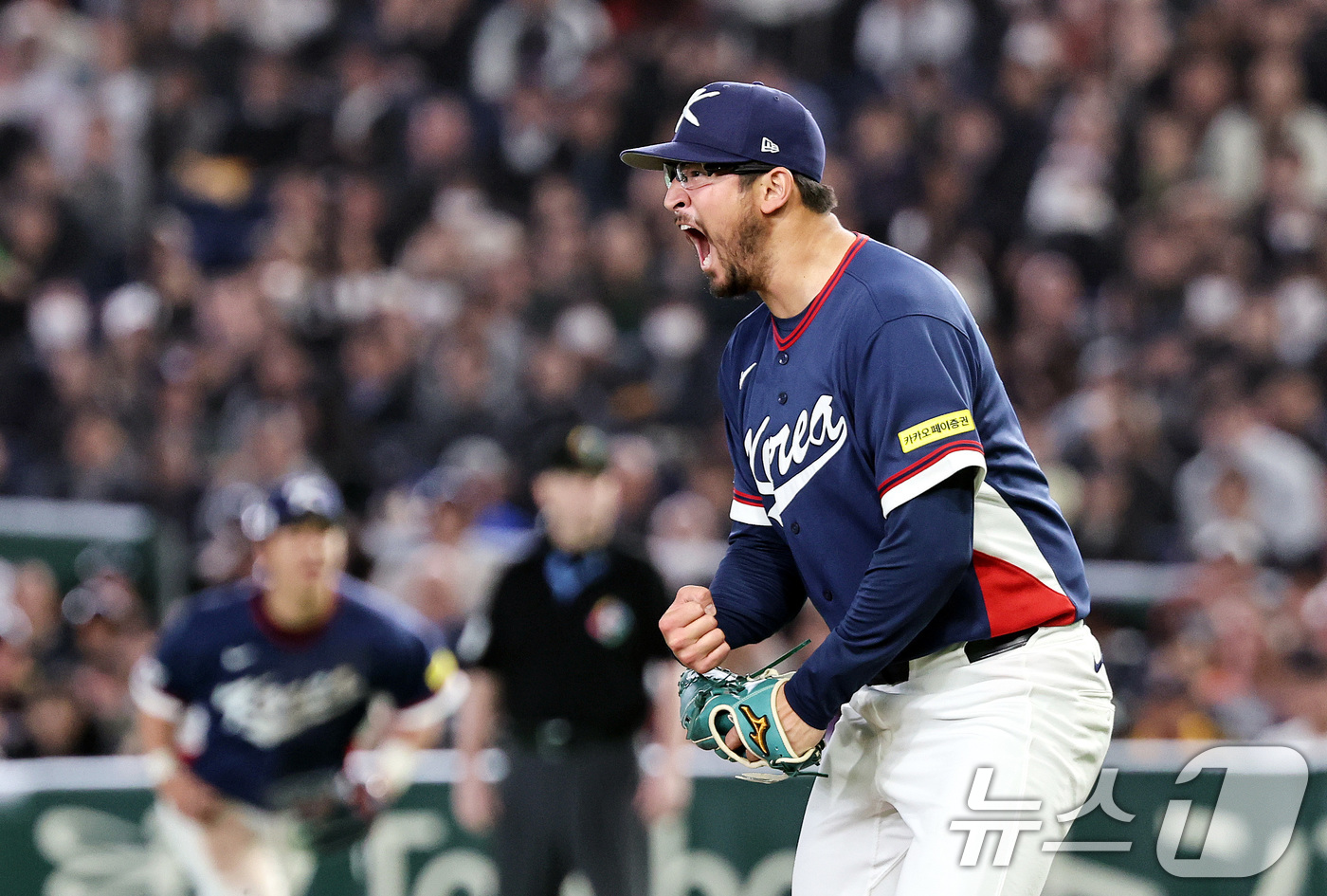 (도쿄=뉴스1) 구윤성 기자 = 9일 일본 도쿄돔에서 열린 2026 월드베이스볼클래식 조별리그 C조 대한민국과 호주의 경기. 대한민국 데인 더닝이 7회말을 무실점으로 마무리하며 포 …