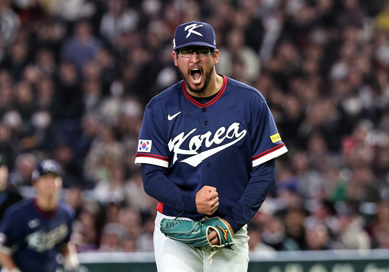 포효하는 데인 더닝