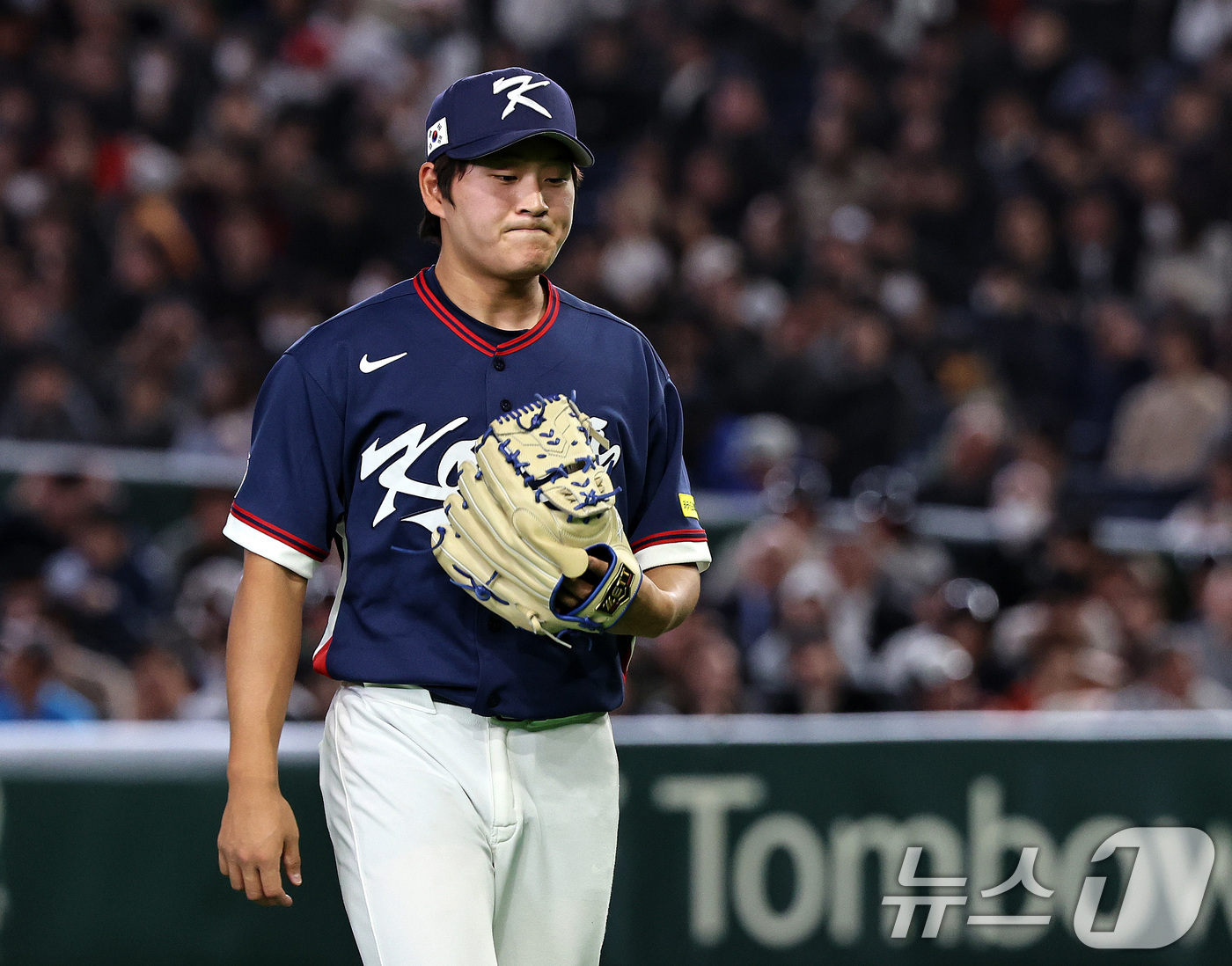 (도쿄=뉴스1) 구윤성 기자 = 9일 일본 도쿄돔에서 열린 2026 월드베이스볼클래식 조별리그 C조 대한민국과 호주의 경기, 대한민국 김택연이 호주의 8회말 1사 2루 트래비스 바 …