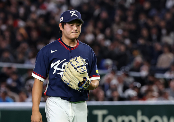 김택연, 아쉬운 실점 허용