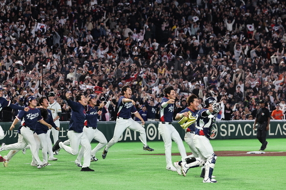 호주전 7-2 짜릿한 승리 '가자 8강으로'