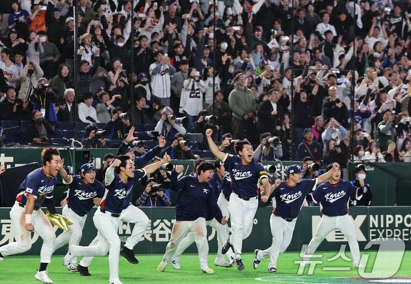 (도쿄=뉴스1) 구윤성 기자 = 9일 일본 도쿄돔에서 열린 2026 월드베이스볼클래식(WBC) 조별리그 C조 대한민국과 호주의 경기, 7-2 승리로 8강 진출을 확정지은 대한민국 …