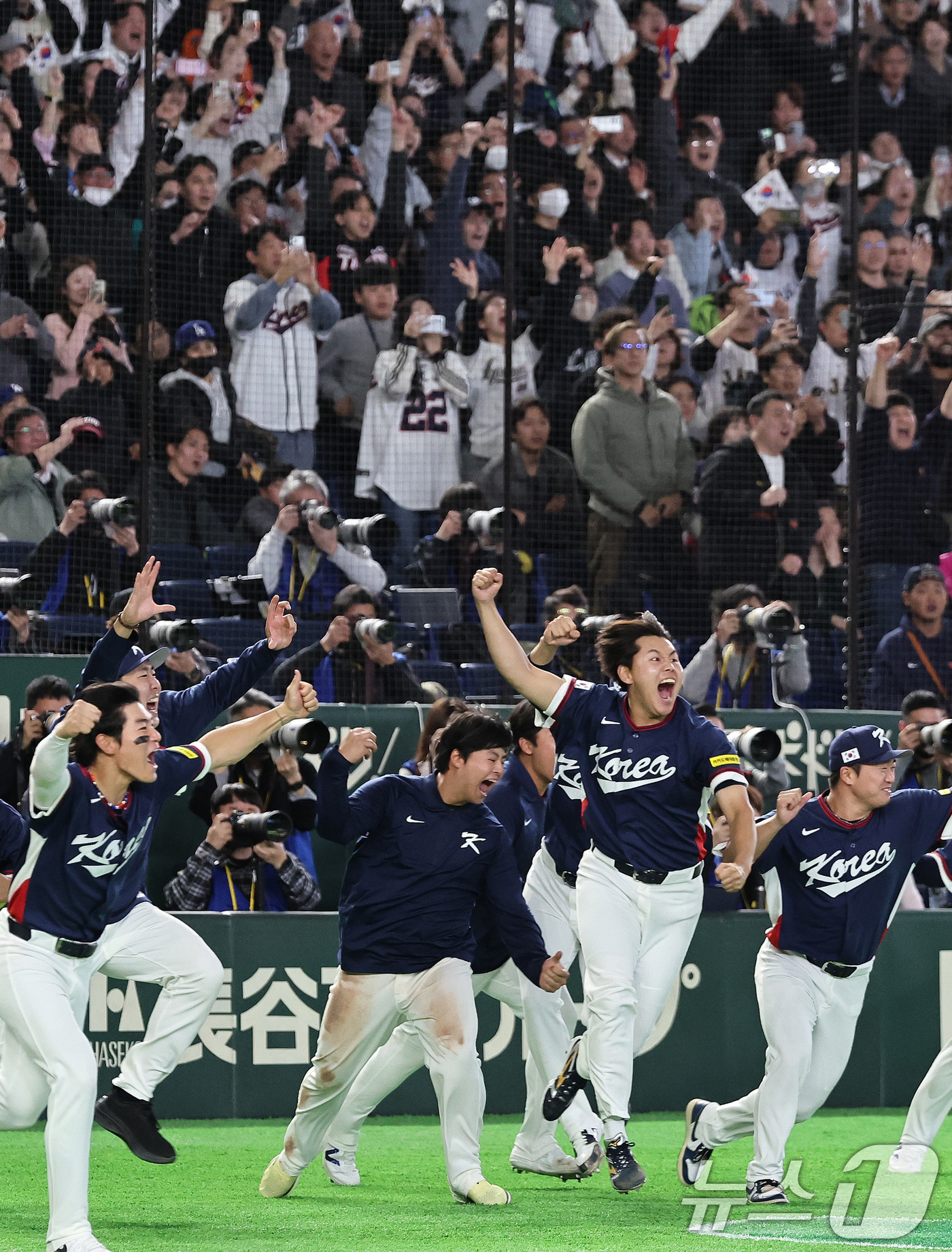 (도쿄=뉴스1) 구윤성 기자 = 9일 일본 도쿄돔에서 열린 2026 월드베이스볼클래식(WBC) 조별리그 C조 대한민국과 호주의 경기, 7-2 승리로 8강 진출을 확정지은 대한민국 …