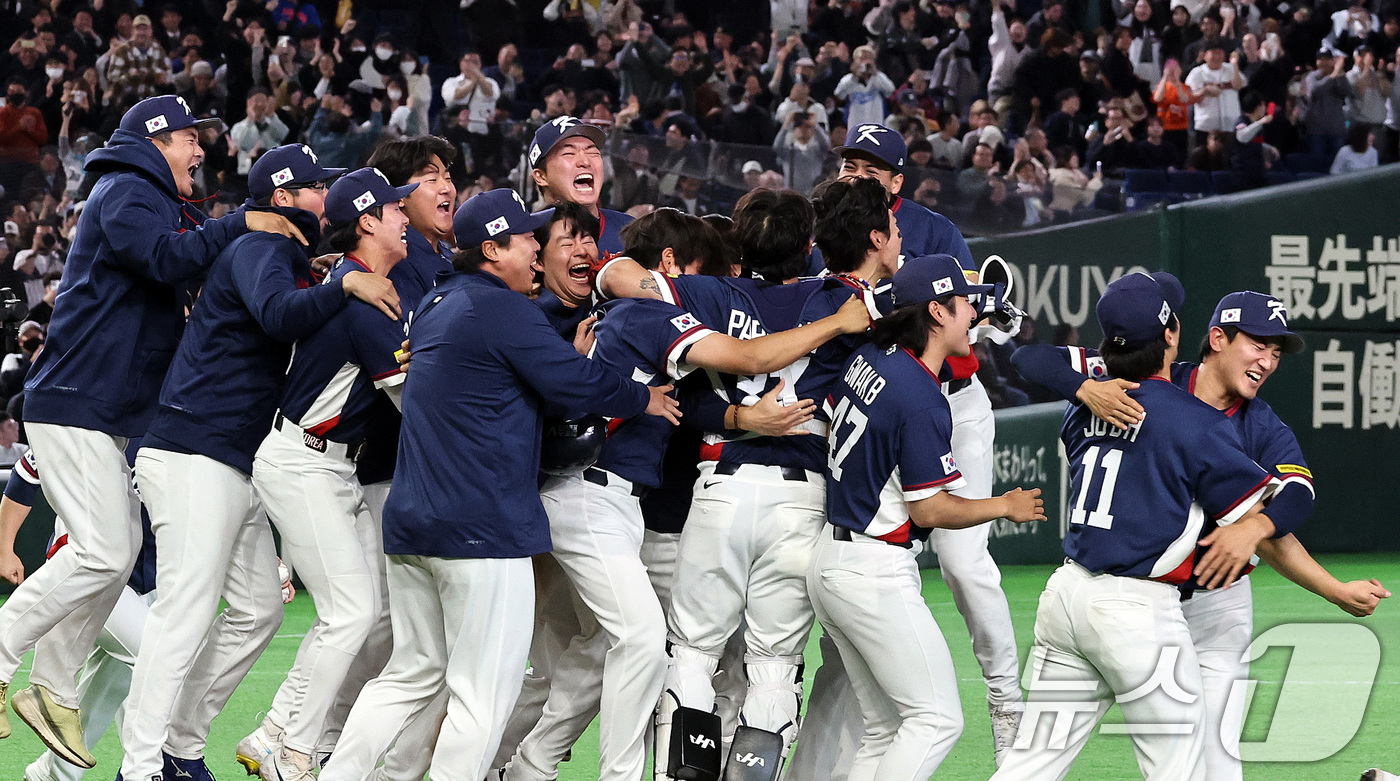 (도쿄=뉴스1) 구윤성 기자 = 9일 일본 도쿄돔에서 열린 2026 월드베이스볼클래식(WBC) 조별리그 C조 대한민국과 호주의 경기, 7-2 승리로 8강 진출을 확정지은 대한민국 …