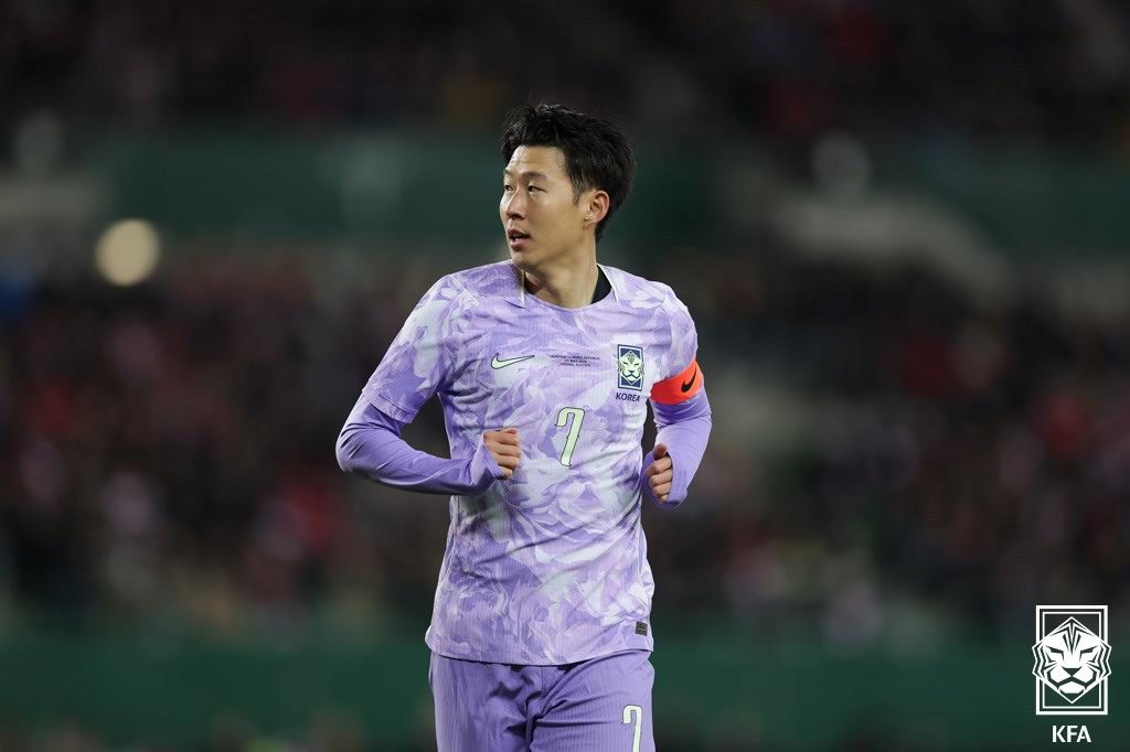 (서울=뉴스1) = 31일(현지시간) 오스트리아 빈 에른스트 하펠 스타디움에서 열린 한국 축구대표팀과 오스트리아의 평가전에서 손흥민이 그라운드를 달리고 있다.(대한축구협회 제공. …