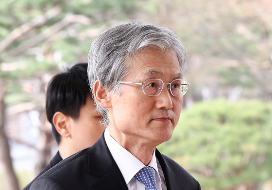 조희대 대법원장 출근길