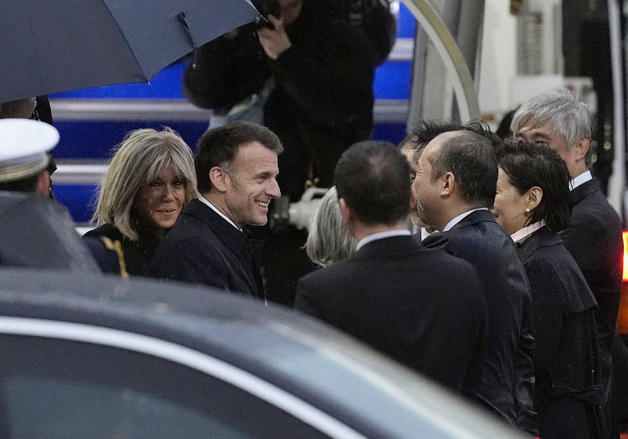 日·佛 정상회담서 희토류 공동조달 합의…中규제 맞서 협력강화