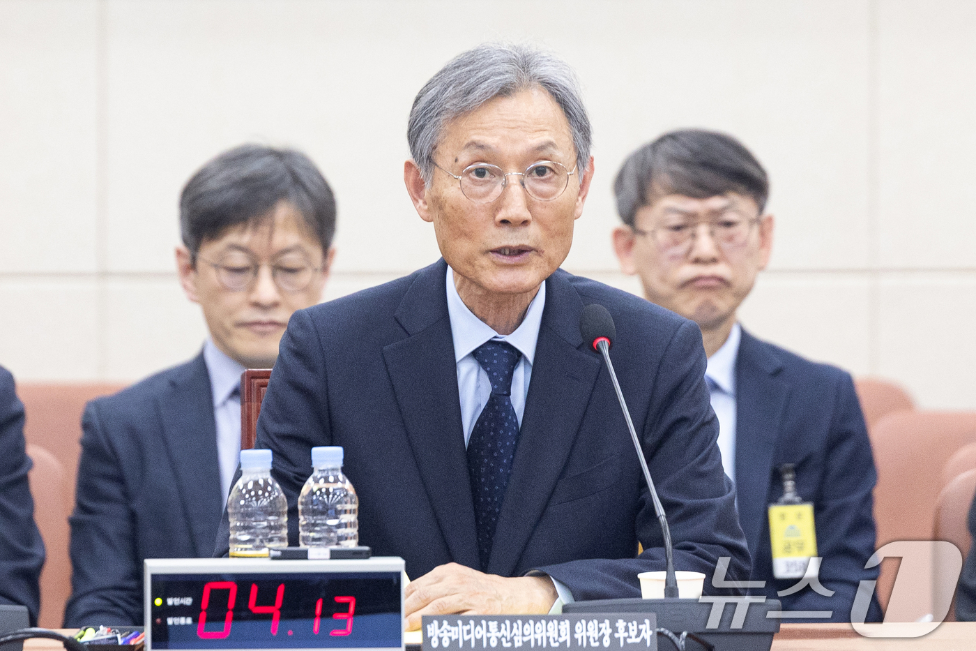 (서울=뉴스1) 이승배 기자 = 고광헌 방송미디어통신심의위원회 위원장 후보자가 1일 서울 여의도 국회에서 열린 제433회국회(임시회) 과학기술정보방송통신위원회 인사청문회에 출석해 …