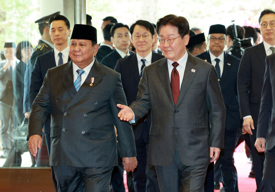 이재명 대통령, 인도네시아 대통령 영접