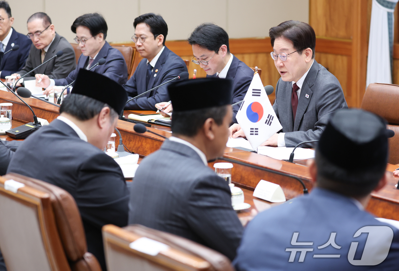 (서울=뉴스1) 이재명 기자 = 이재명 대통령이 1일 청와대에서 열린 프라보워 수비안토 인도네시아 대통령과 한·인니 확대 정상회담에서 발언하고 있다. 2026.4.1/뉴스1