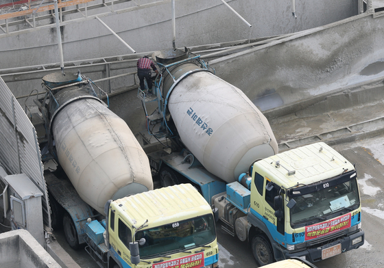 중동발 나프타 쇼크에 레미콘 업계 셧다운 위기