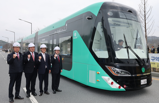 대전 3칸 굴절차량 시범운행