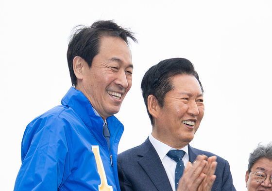 철원 지역 행사 찾은 정청래·우상호