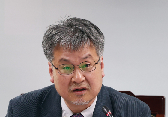 회의 주재하는 이종수 위원장