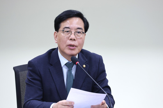 송언석 "전쟁 경제 위기에도 한가로운 매표·민생파탄 추경"