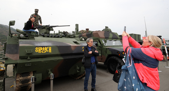 "K-방산 체험해요"