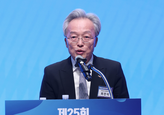 "중견기업 성장사다리 복원"…중견련, 국회에 규제개선 입법 촉구