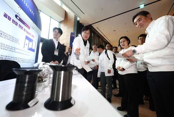 중기부, 중동 전쟁 여파 中企 현장 점검…"대금연동·물류 지원 신속히 집행"
