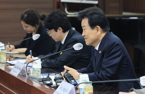 발언하는 정동영 통일부 장관