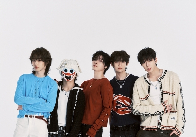 하츠웨이브, '전원 프런트맨' 밴드 출격…8일 데뷔