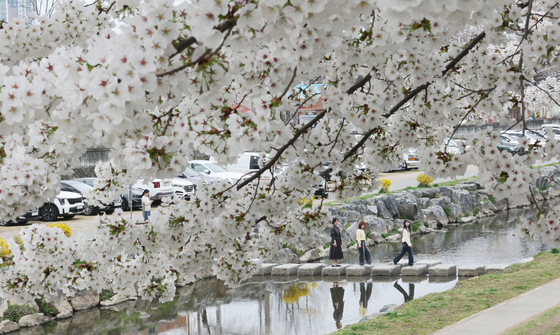 [오늘의 날씨] 울산(2일, 목)…새벽까지 비, 초미세먼지 한때 나쁨