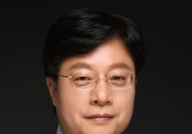 김형철 NIA 원장 취임…"범정부 AI 대전환 싱크탱크" 선언