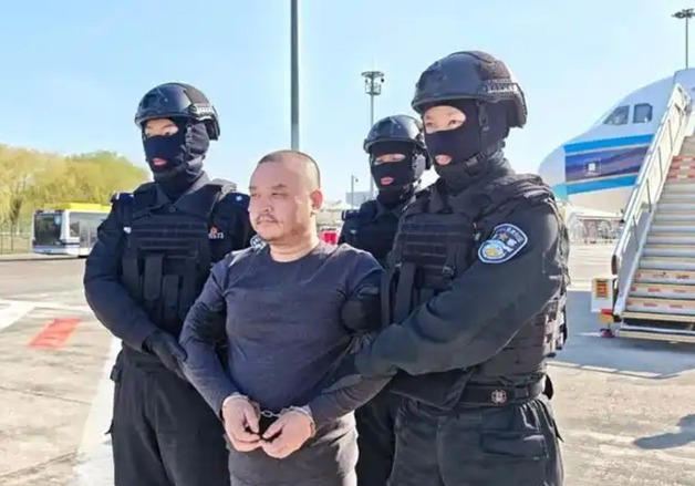 中, 캄보디아 스캠 핵심 후이원그룹 회장 압송…北암호화폐 세탁도