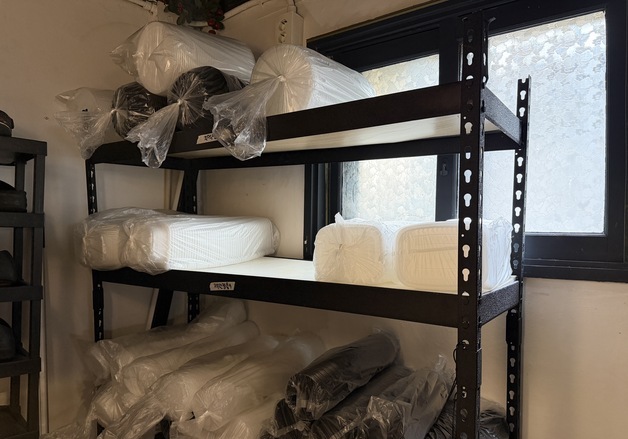 "이젠 담아 팔 그릇까지 걱정하네요"…용기 수급난에 소상공인 '시름' [르포]