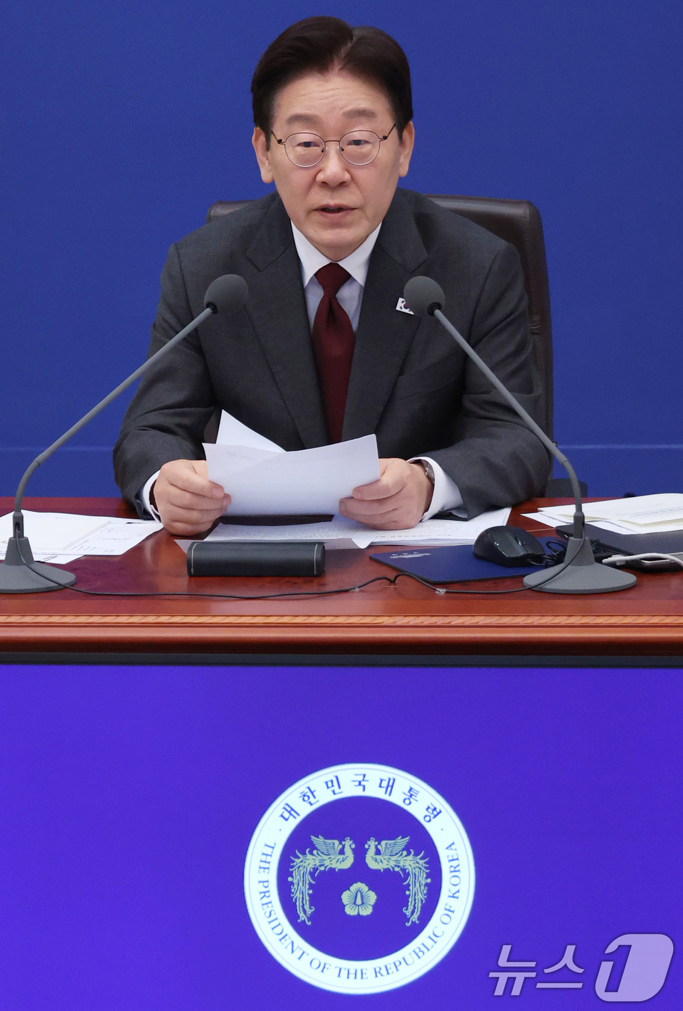 (서울=뉴스1) 허경 기자 = 이재명 대통령이 1일 청와대에서 열린 제3차 비상경제점검회의에서 발언하고 있다. 2026.4.1/뉴스1