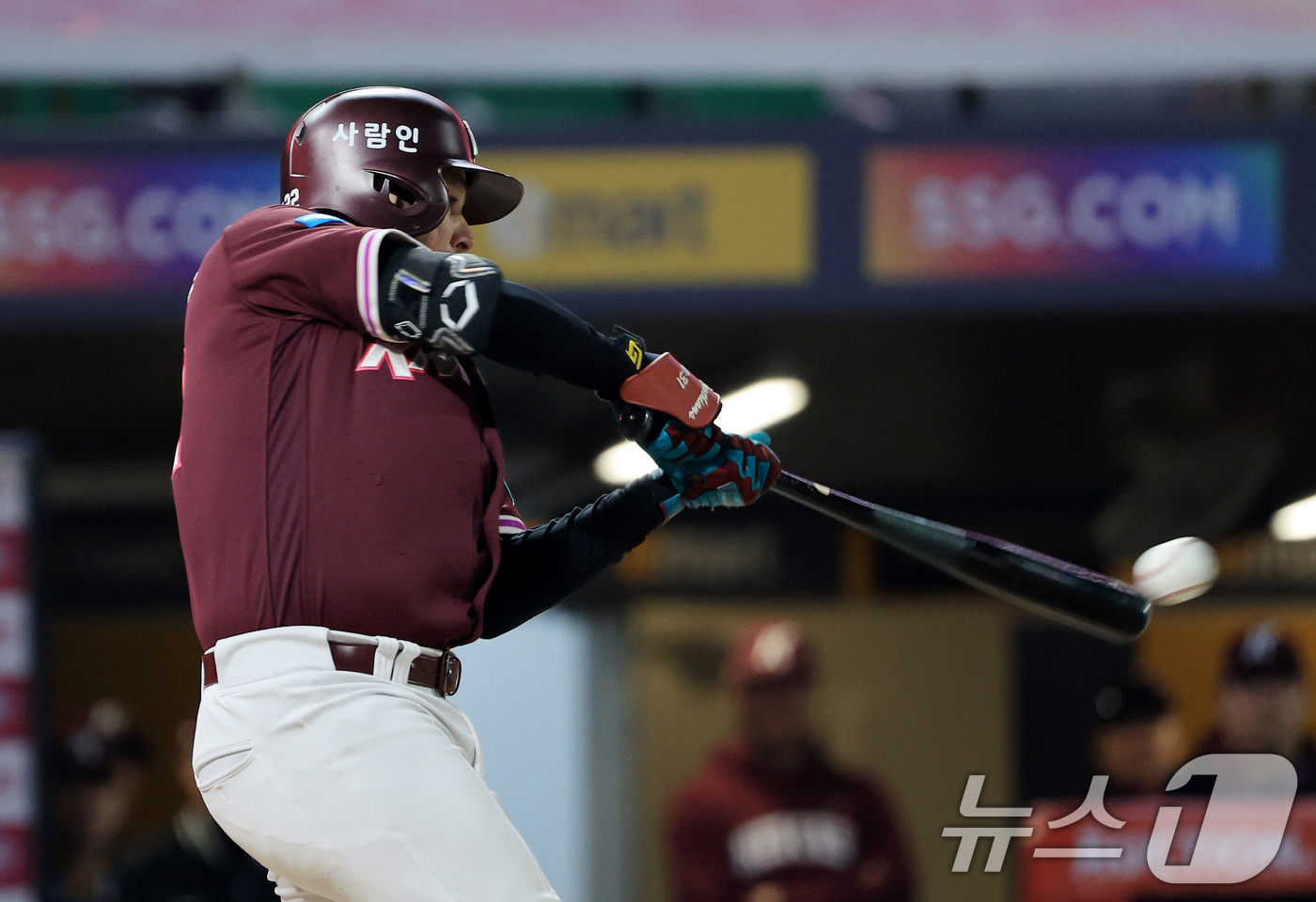 (인천=뉴스1) 이호윤 기자 = 1일 인천 미추홀구 문학야구장에서 열린 '2026 신한 SOL KBO리그' 키움 히어로즈와 SSG 랜더스의 경기, 키움 히어로즈 브룩스가 6회초 1 …