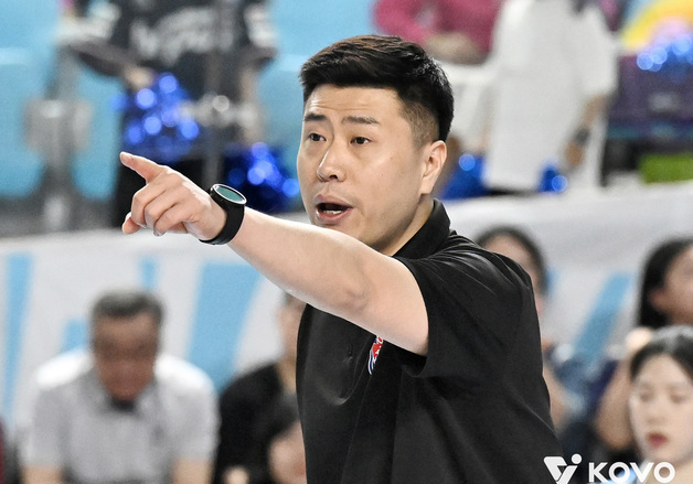 '갑자기 챔프전 지휘봉' 김영래 대행 "마음의 여유 없었다"