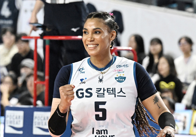 첫 포스트시즌서 '218점 폭격'…이번 봄은 '실바시리즈'였다