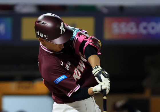 안타치는 박찬혁