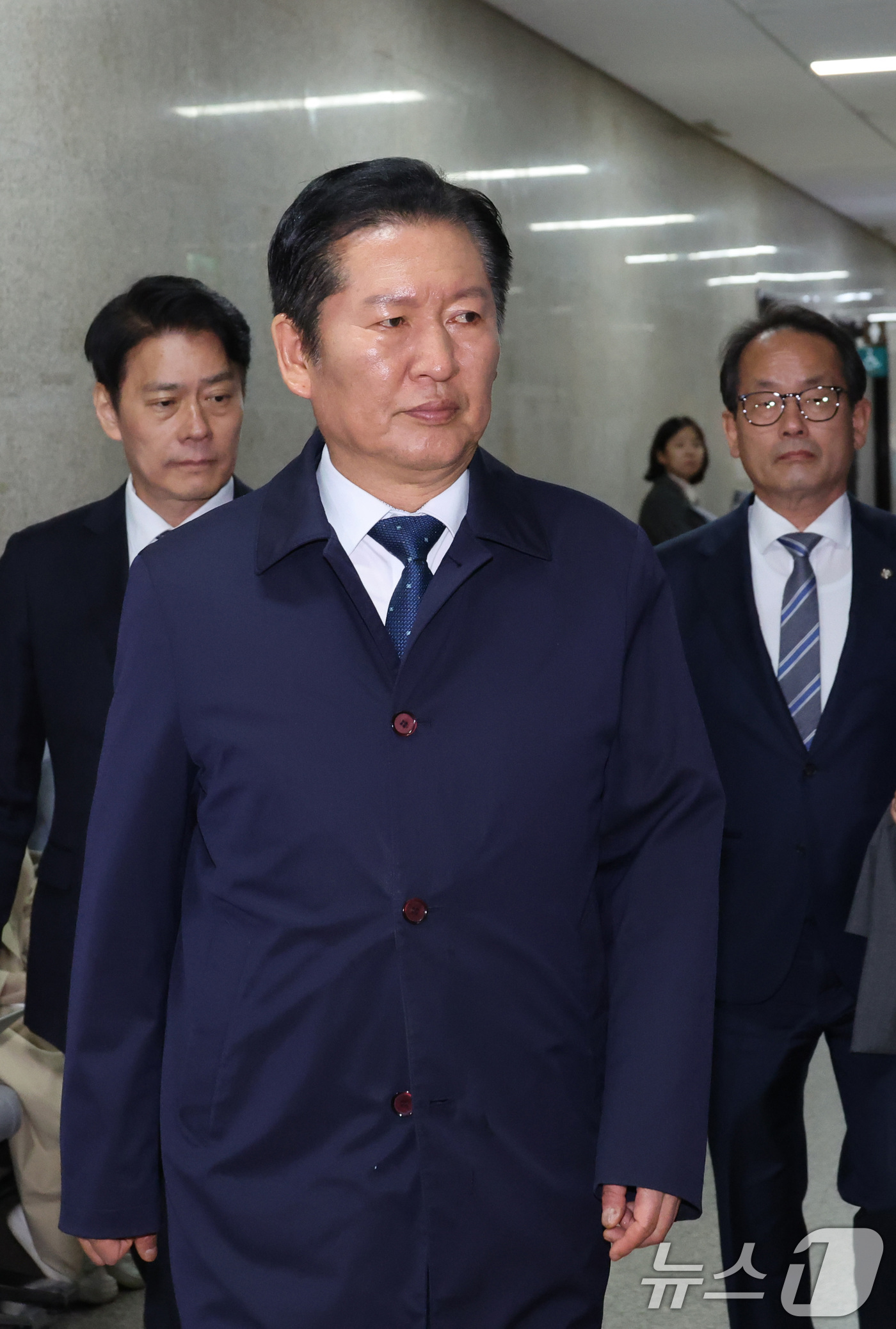 (서울=뉴스1) 신웅수 기자 = 정청래 더불어민주당 대표가 1일 서울 여의도 국회에서 열린 비공개 최고위원회의에 참석하고 있다. 2026.4.1/뉴스1