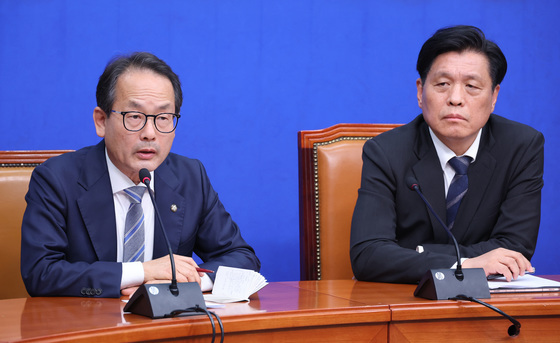 비공개 최고위 결과 발표하는 강준현 대변인