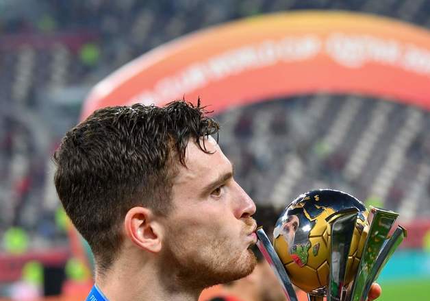 살라 이어 로버트슨도 리버풀 떠난다…"지난 9년 행복했다"