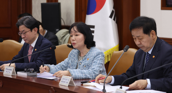 개인정보보호 관리체계 인증제 실효성 강화방안 발언하는 송경희 위원장